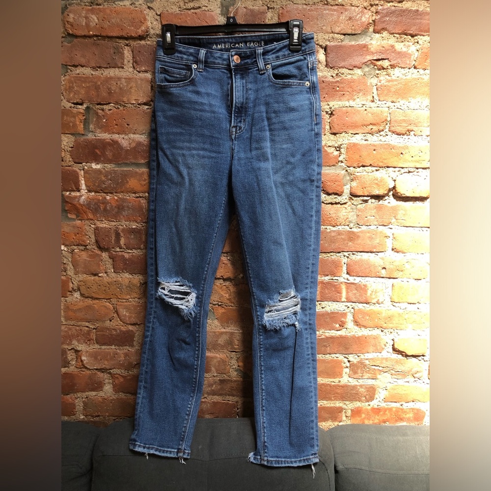 American Eagle Mom Jeans